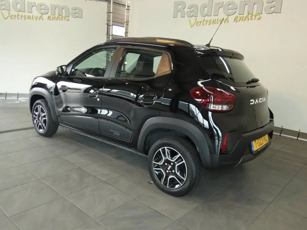 Dacia Spring Expression Navi en Camera (bj 2023) uit 2023, foto 3