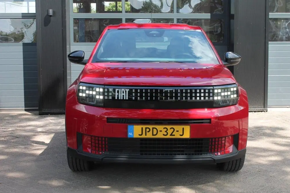 Fiat Panda RED 11KW 44 KWH 113PK **NL-Auto** Airco uit 2025, foto 2