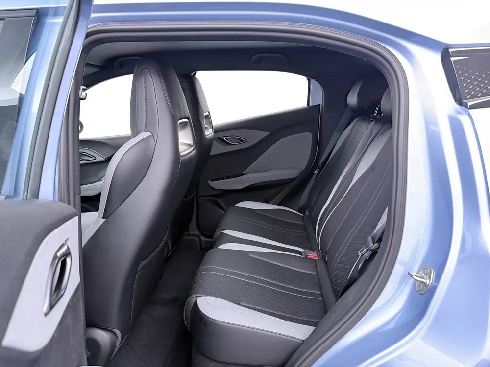 BYD Dolphin Surf Boost 43 kWh uit 2026, foto 19