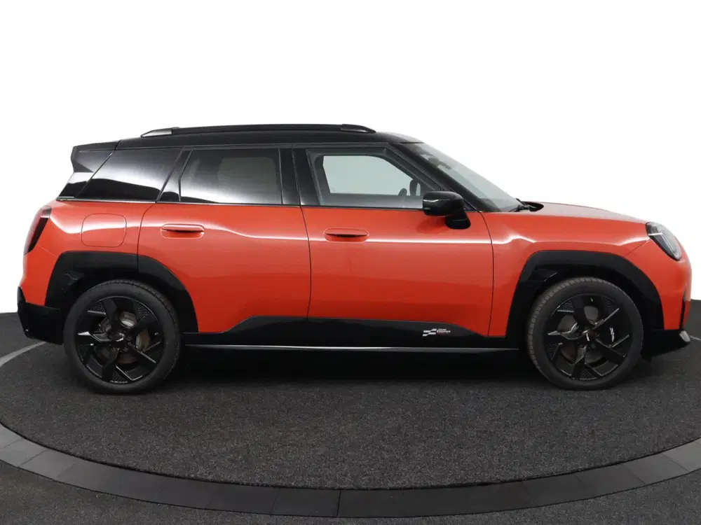 Mini Aceman SE John Cooper Works M 54.2 kWh uit 2025, foto 7