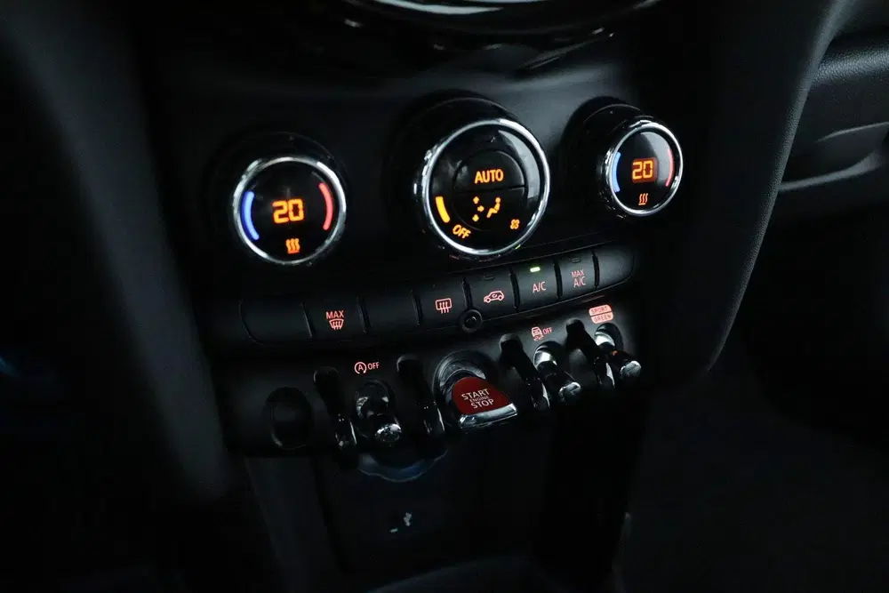 Mini One 1.5 One Classic LED uit 2022, foto 6