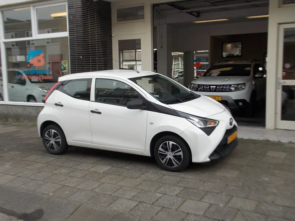 Toyota Aygo 1.0 VVT-i x-fun AIRCO 5 DEURS (bj 2019) uit 2019, foto 3