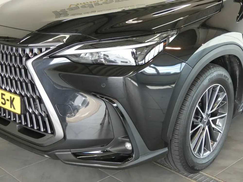 Lexus NX 450h+ AWD Lux. Line Hybride (bj 2023, automaat) uit 2023, foto 4