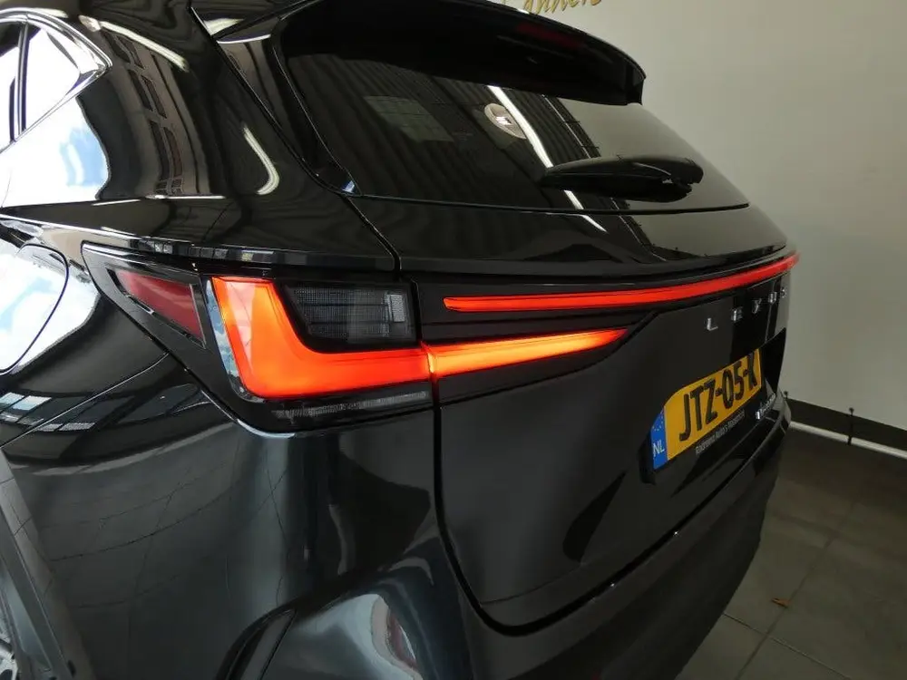 Lexus NX 450h+ AWD Lux. Line Hybride (bj 2023, automaat) uit 2023, foto 8