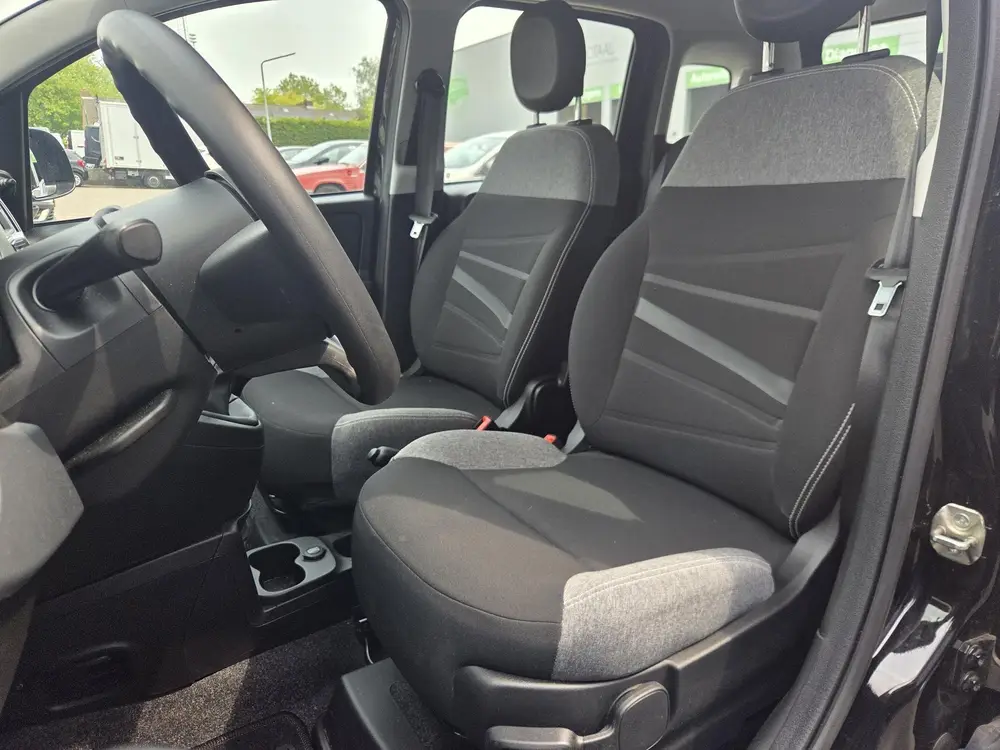 Fiat Panda 1.0 Hybrid City Life 5-ZITS uit 2023, foto 10
