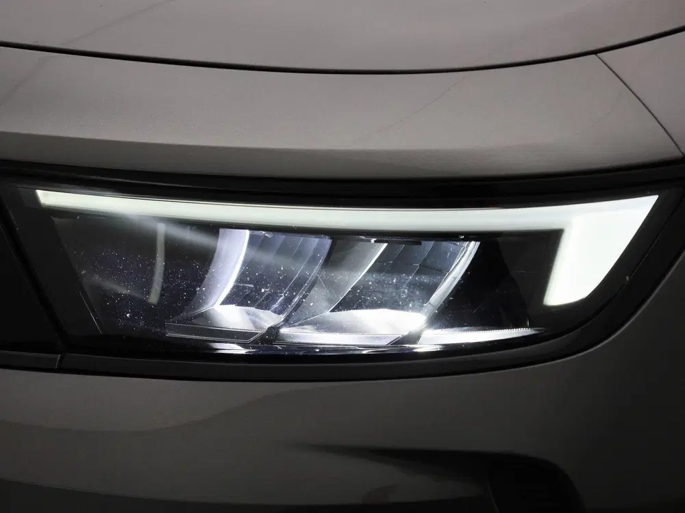 Opel Astra 1.2 Turbo uit 2023, foto 13