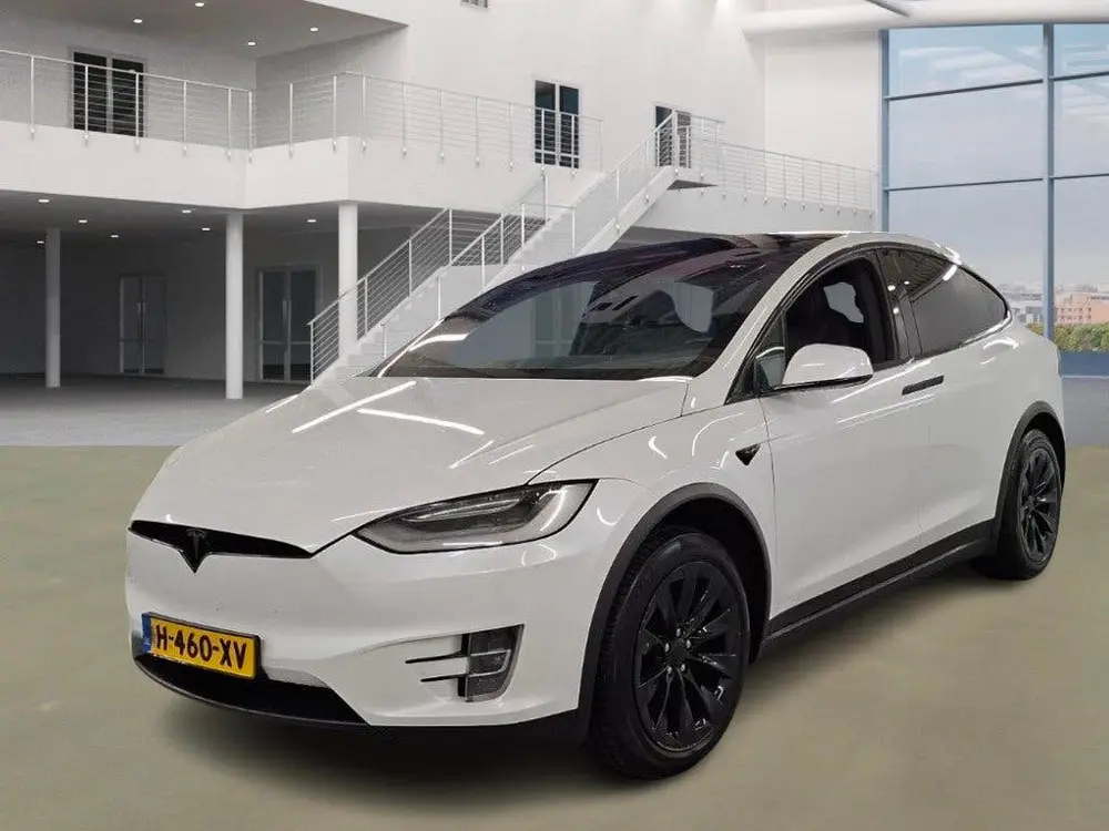 Tesla Model X Long Range uit 2020, foto 2