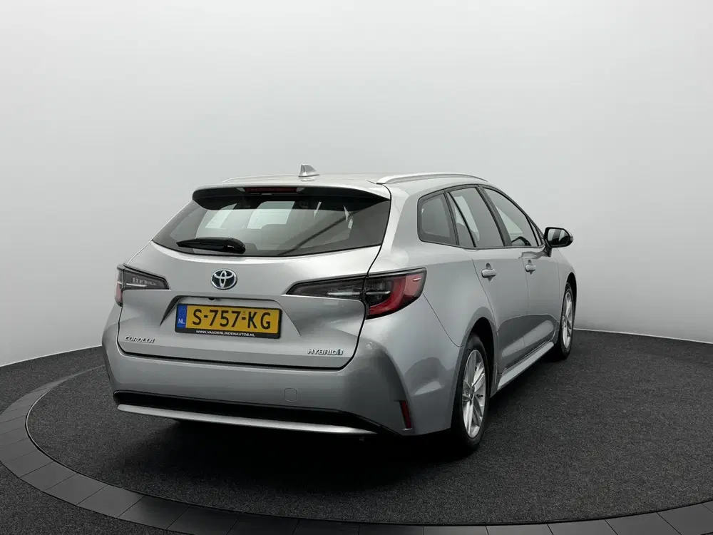 Toyota Corolla 1.8 Hybrid Active uit 2023, foto 3