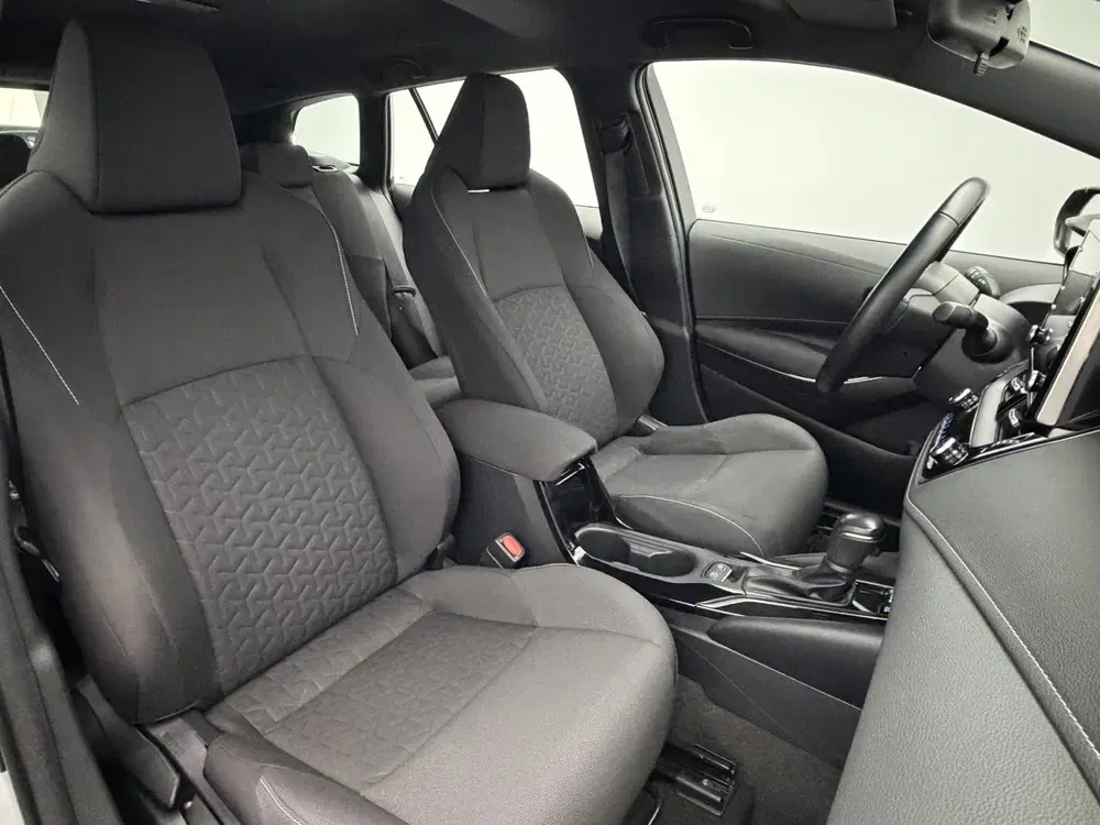 Toyota Corolla 1.8 Hybrid Active uit 2023, foto 6