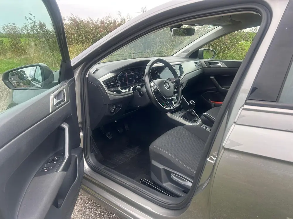 Volkswagen Polo 1.0 TSI Comfortline Business | Virtual Cockp uit 2021, foto 20