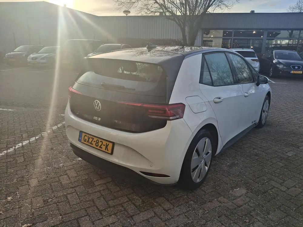 Volkswagen ID.3 Pure Oranje Edition 52 kWh 170 PK | EM | Par uit 2024, foto 4