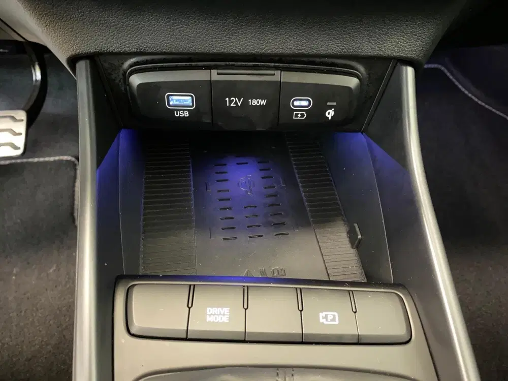 Hyundai BAYON 1.0 MILD HYBRID uit 2025, foto 18
