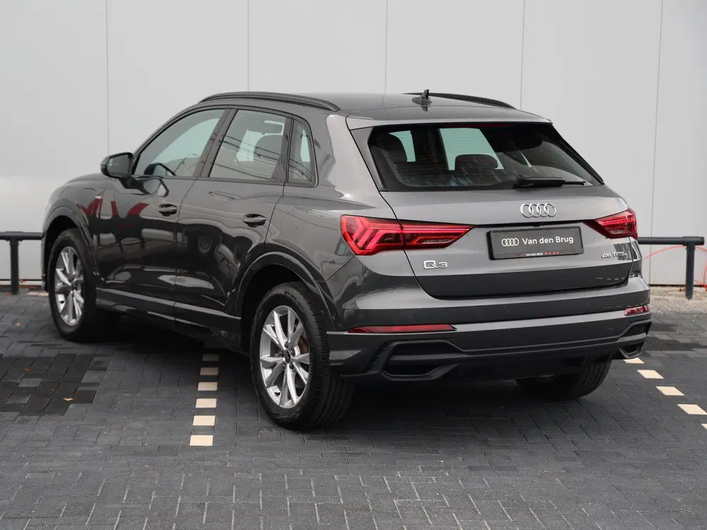 Audi Q3 45 TFSI e S edition 245pk uit 2024, foto 14