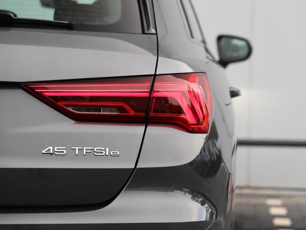 Audi Q3 45 TFSI e S edition 245pk uit 2024, foto 18