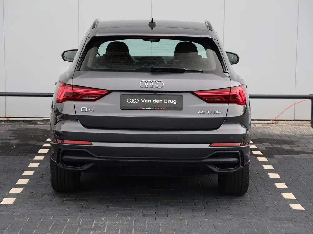 Audi Q3 45 TFSI e S edition 245pk uit 2024, foto 9