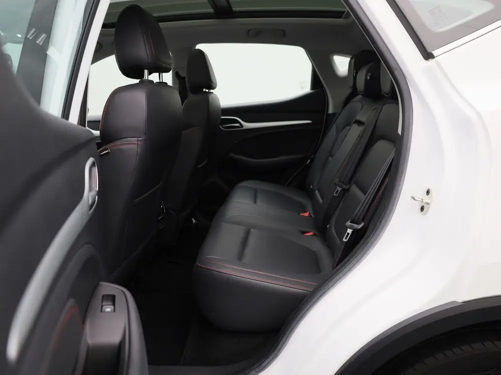 MG ZS EV Standard Range Luxury 50 kWh uit 2022, foto 12
