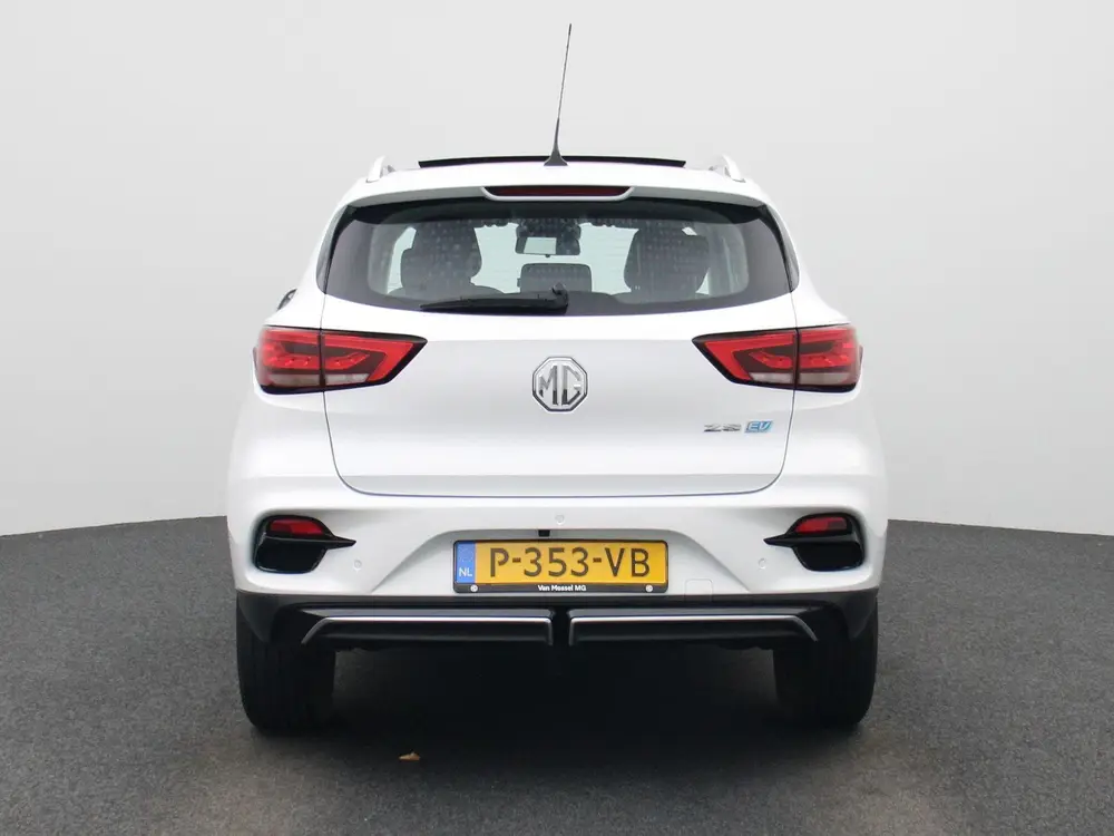 MG ZS EV Standard Range Luxury 50 kWh uit 2022, foto 5