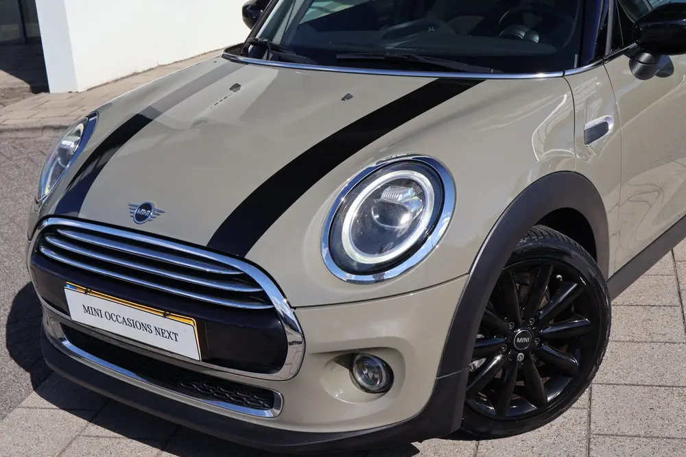 Mini Hatchback Cooper Salt / Panoramadak / Comfort Access / uit 2019, foto 3