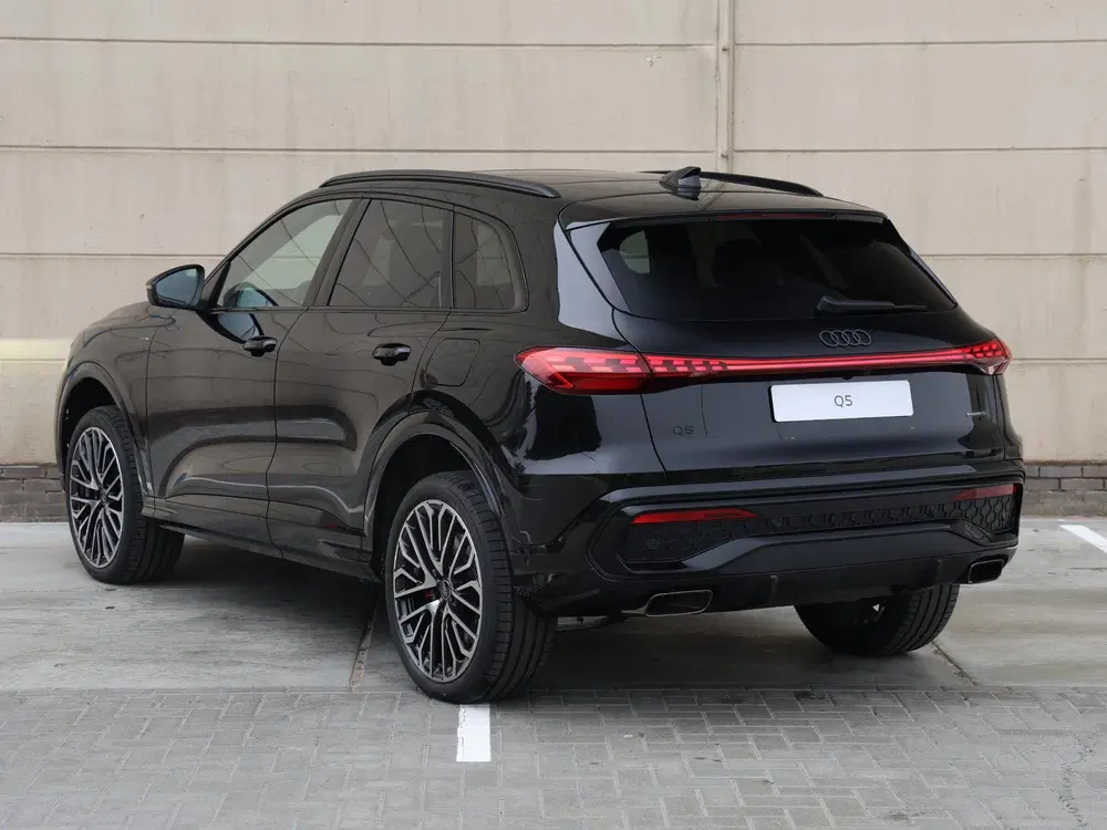 Audi Q5 S edition Competition e-hybrid 270kW uit 2026, foto 12