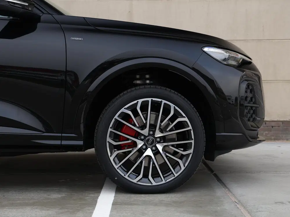 Audi Q5 S edition Competition e-hybrid 270kW uit 2026, foto 16