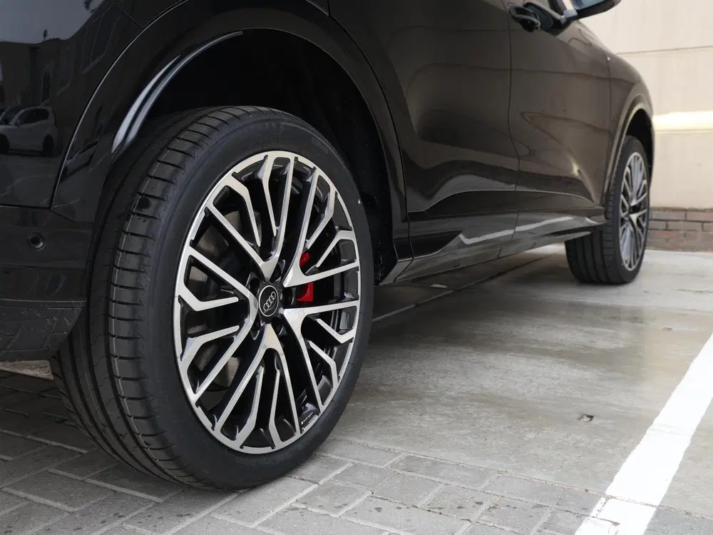 Audi Q5 S edition Competition e-hybrid 270kW uit 2026, foto 18