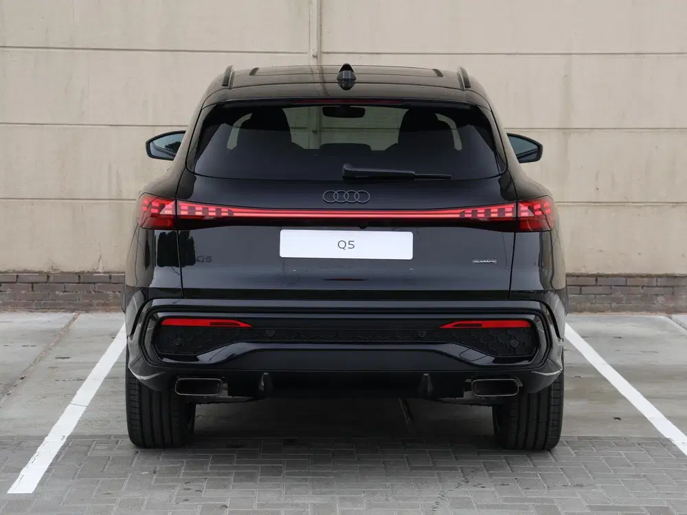 Audi Q5 S edition Competition e-hybrid 270kW uit 2026, foto 6