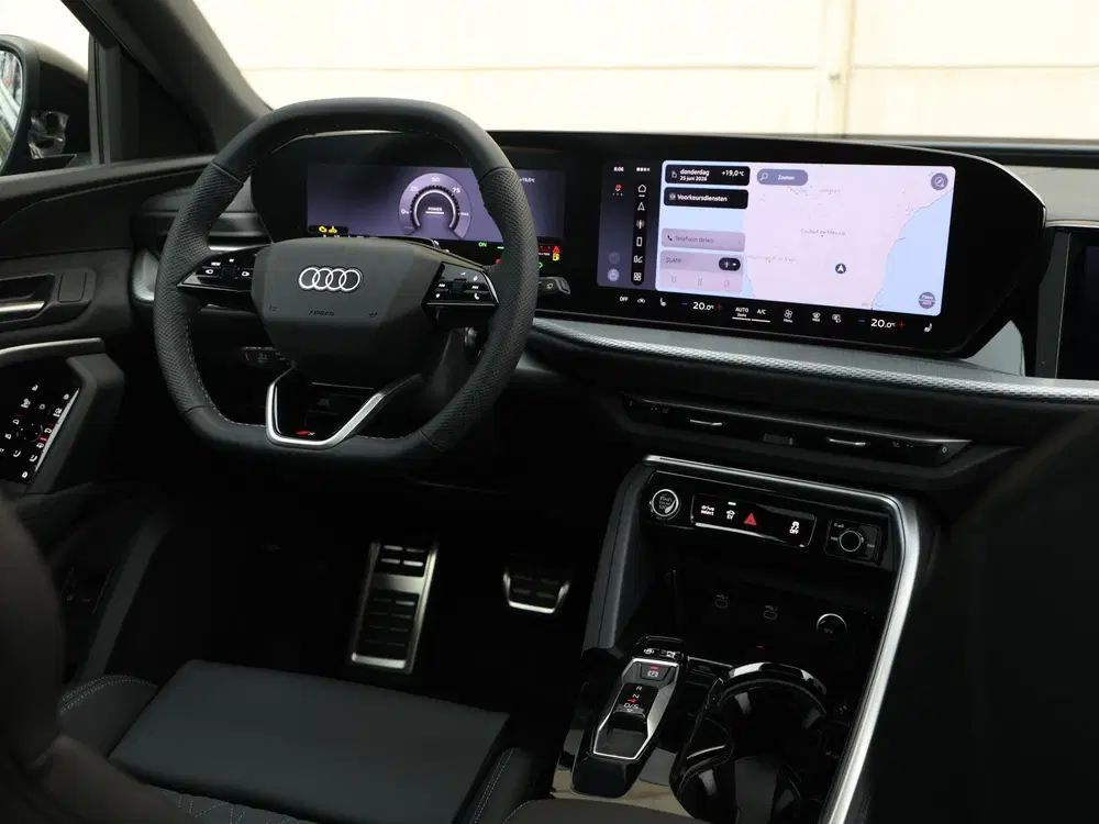 Audi Q5 S edition Competition e-hybrid 270kW uit 2026, foto 7