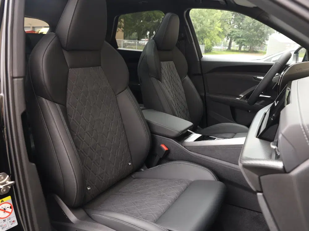 Audi Q5 S edition Competition e-hybrid 270kW uit 2026, foto 8