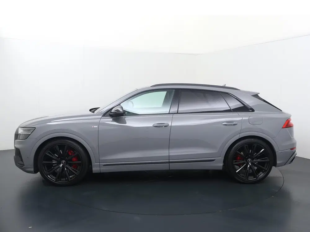 Audi Q8 60 TFSI e quattro Pro Line S Competition uit 2023, foto 2