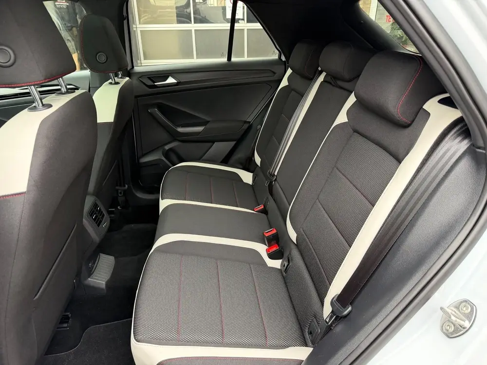 Volkswagen T-Roc 2.0 TSI 4Motion Sport | PANO | VIRTUAL-C. | uit 2021, foto 13