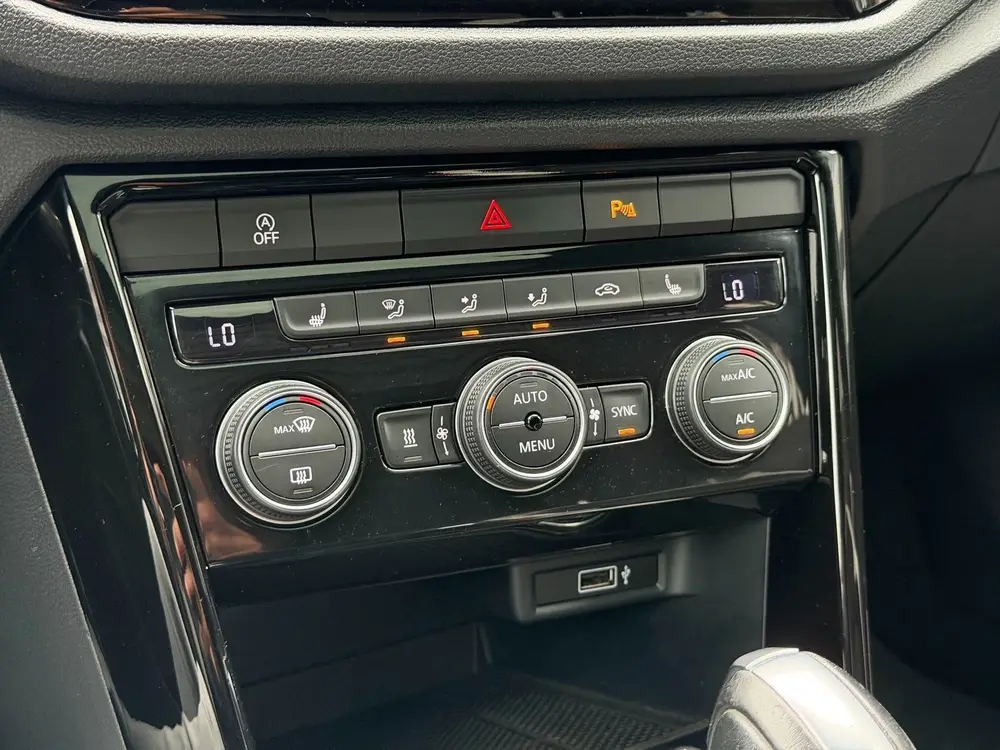 Volkswagen T-Roc 2.0 TSI 4Motion Sport | PANO | VIRTUAL-C. | uit 2021, foto 20