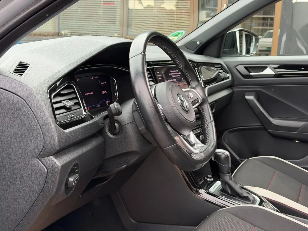 Volkswagen T-Roc 2.0 TSI 4Motion Sport | PANO | VIRTUAL-C. | uit 2021, foto 4