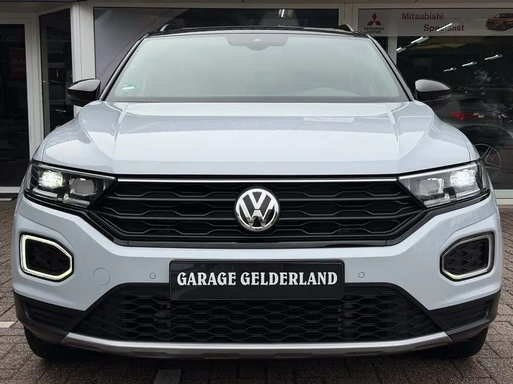 Volkswagen T-Roc 2.0 TSI 4Motion Sport | PANO | VIRTUAL-C. | uit 2021, foto 5