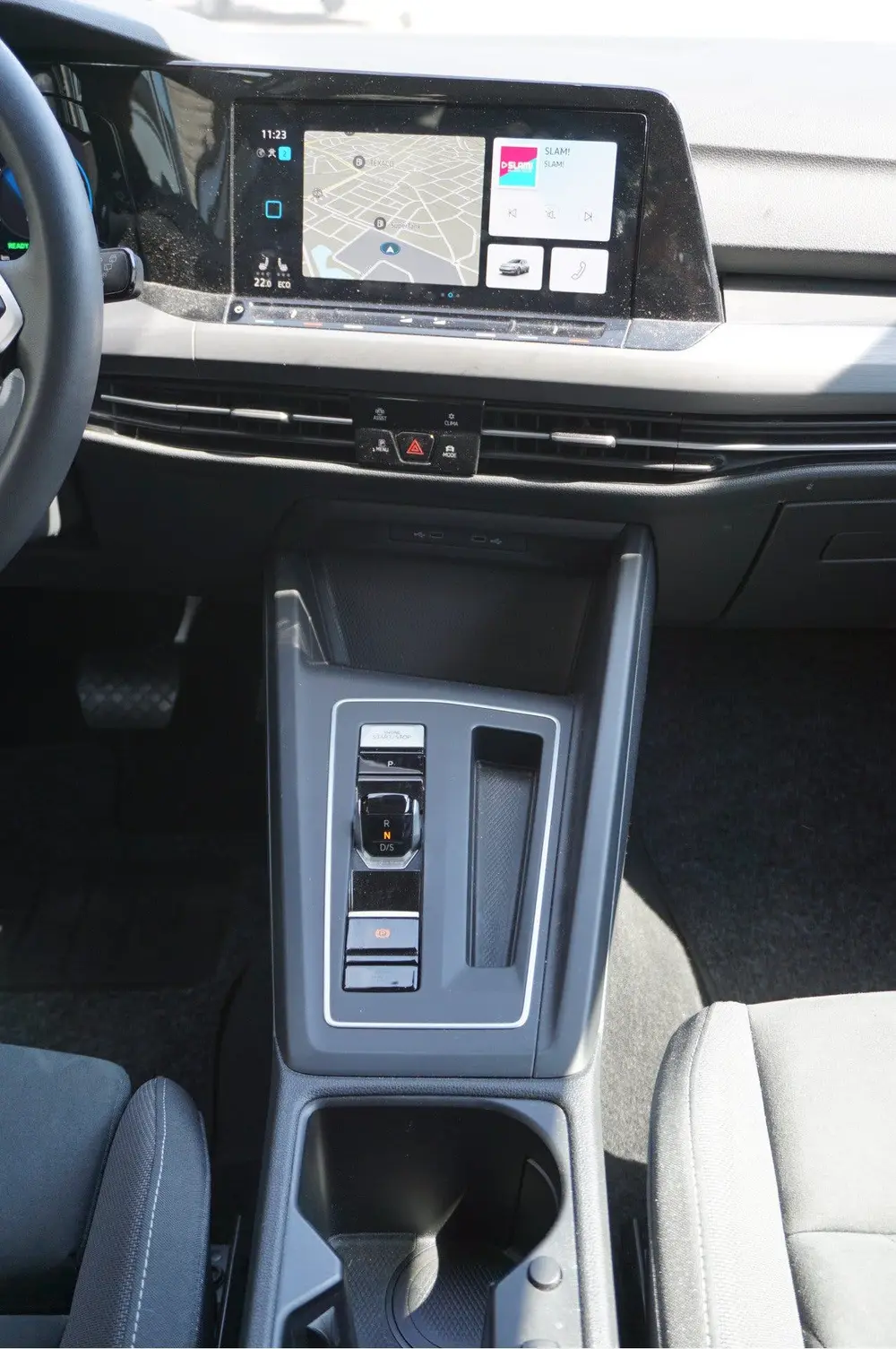 Volkswagen Golf 1.4I eHybrid Style Automaat (bj 2022) uit 2022, foto 13