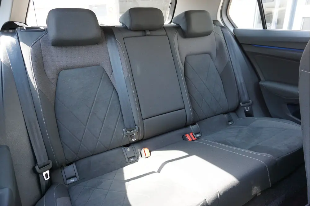 Volkswagen Golf 1.4I eHybrid Style Automaat (bj 2022) uit 2022, foto 18