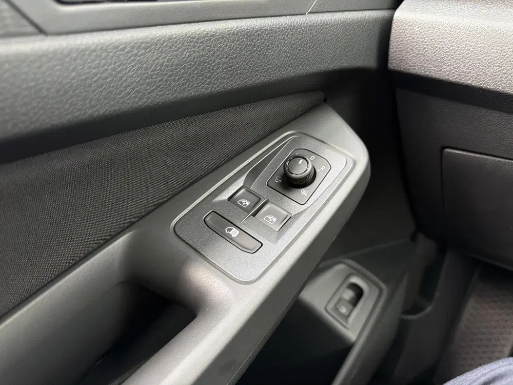 Ford Transit 1.5 EcoBoost PHEV L1 Limited uit 2026, foto 9