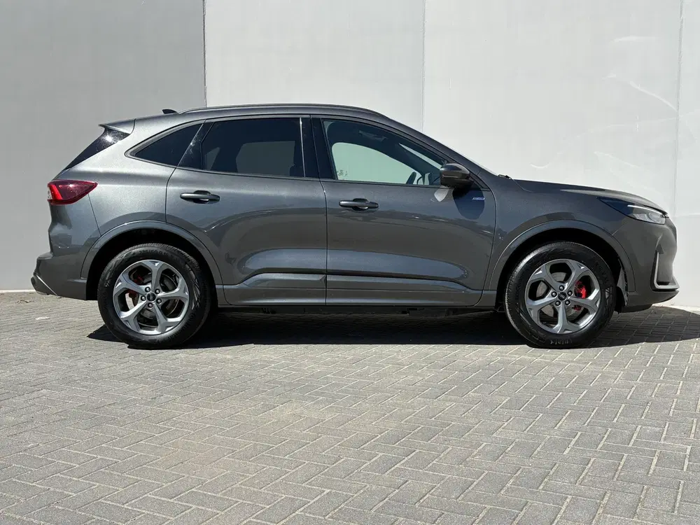 Ford Kuga 2.5 PHEV ST-Line X uit 2026, foto 17