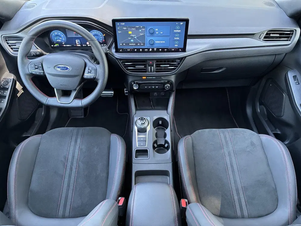 Ford Kuga 2.5 PHEV ST-Line X uit 2026, foto 2