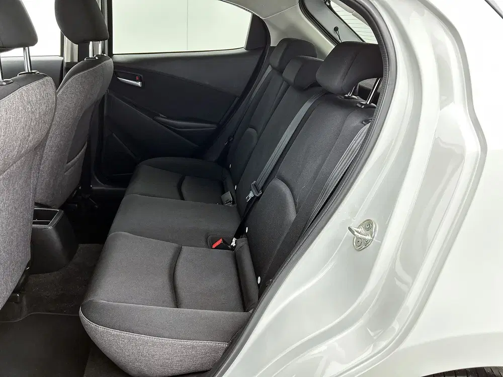 Mazda 2 1.5 e-SkyActiv-G 90 Exclusive-Line uit 2025, foto 16
