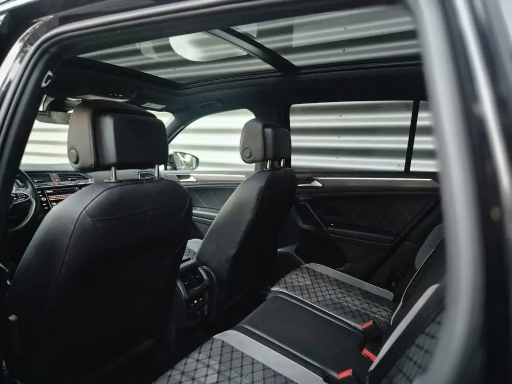 Volkswagen Tiguan 1.5 TSI R-Line Pano | Stuurverw. uit 2021, foto 16
