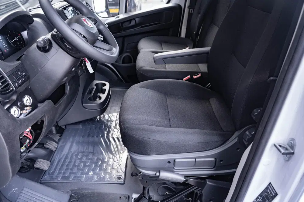 Fiat Ducato 2.2 MJet 140 pk L4 Autotransporter Airco uit 2024, foto 20