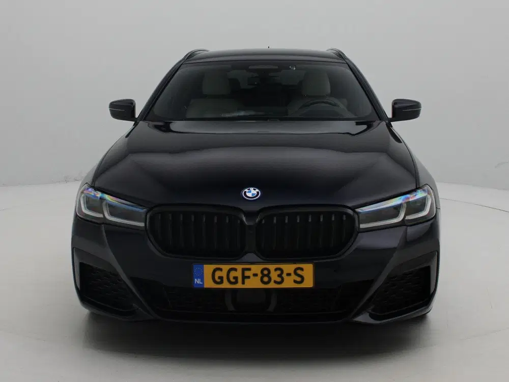 BMW 5-serie 530e Business Edition Plus uit 2023, foto 4