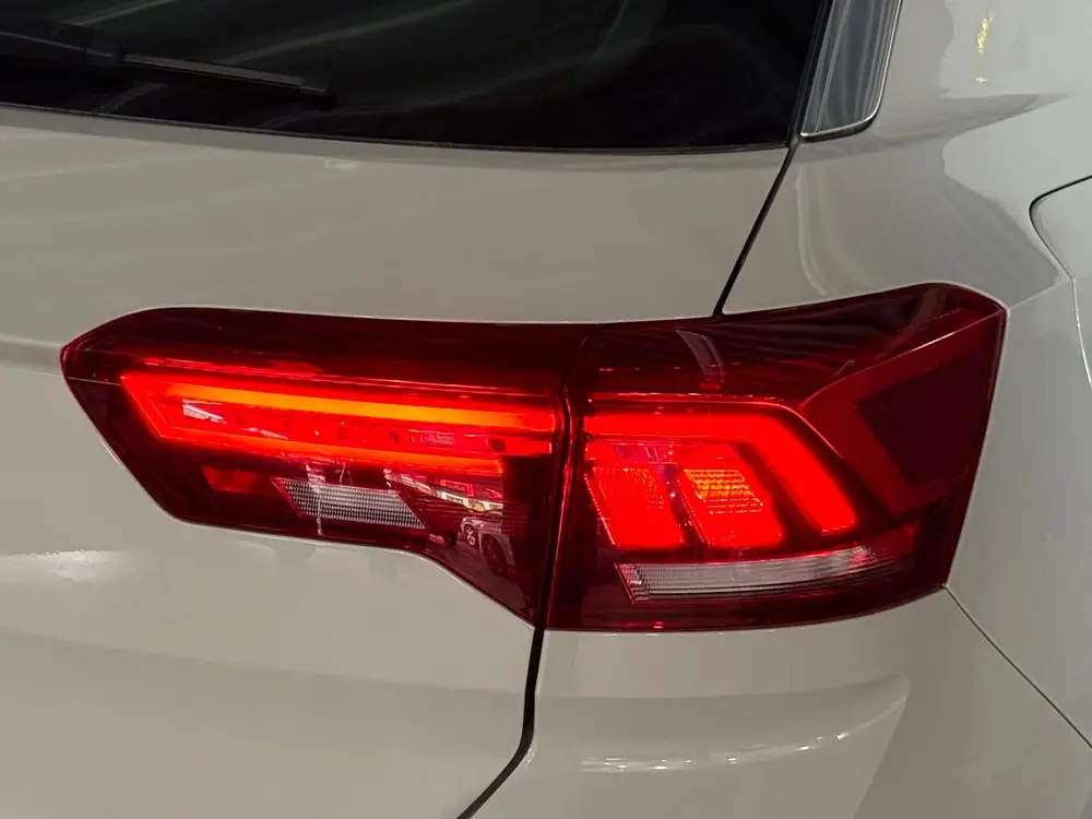 Volkswagen T-Roc 2.0 TDI 4Motion R-Line uit 2022, foto 19