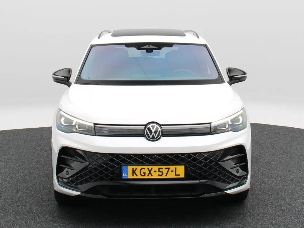 Volkswagen Tiguan 1.5 eHybrid 272 Pk Automaat R-Line Edition uit 2025, foto 4