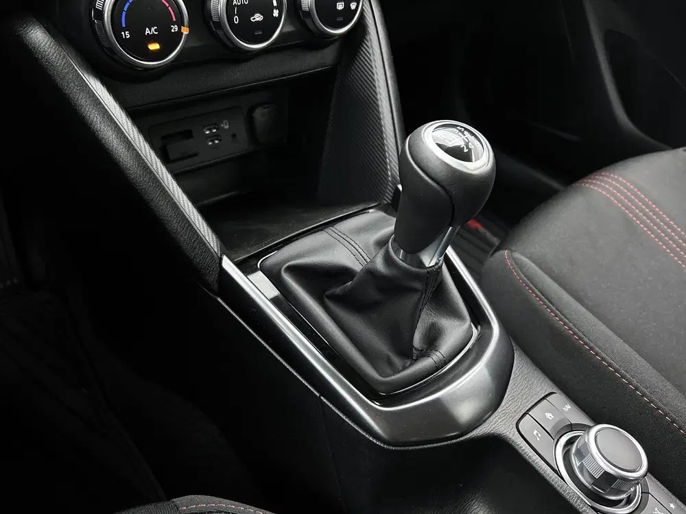 Mazda 2 1.5 e-SkyActiv-G 90 Homura uit 2024, foto 11