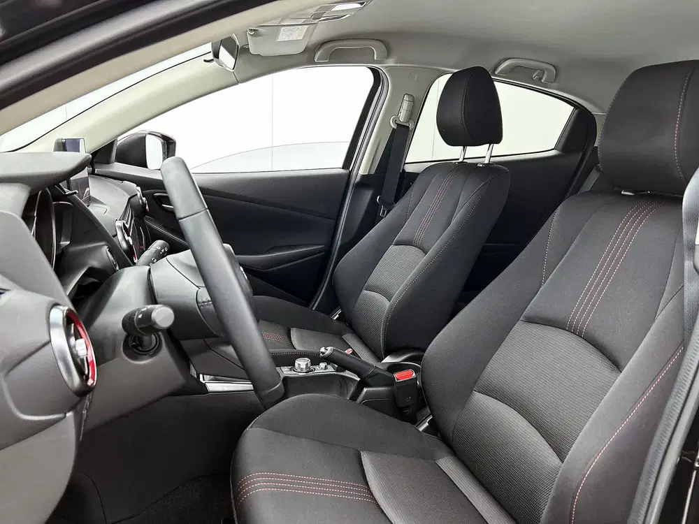 Mazda 2 1.5 e-SkyActiv-G 90 Homura uit 2024, foto 16