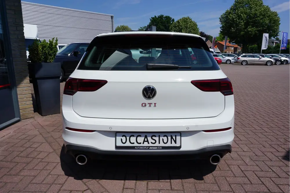 Volkswagen Golf 2.0 TSI GTI Automaat (bj 2024) uit 2024, foto 9