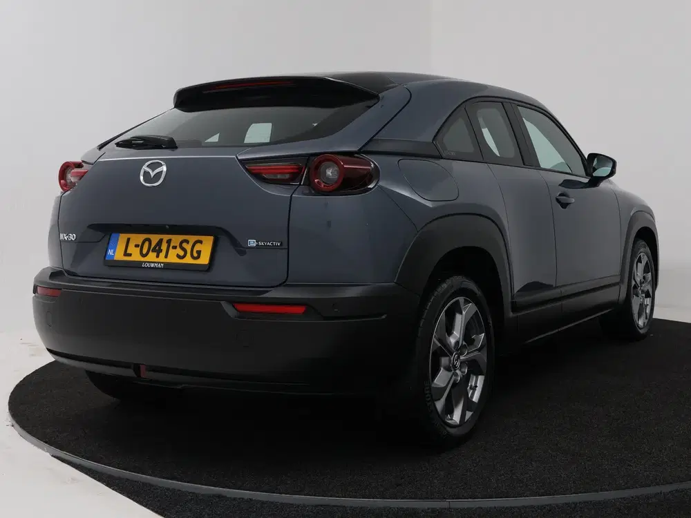 Mazda MX-30 e-SkyActiv 145 Comfort 36 kWh (bj 2021) uit 2021, foto 2
