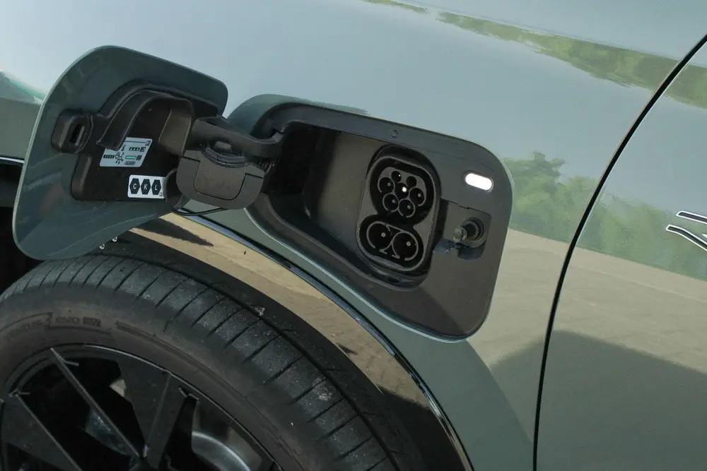 Volkswagen Tayron 1.5 eHybrid 204pk R-Line Edition | Panoram uit 2025, foto 14
