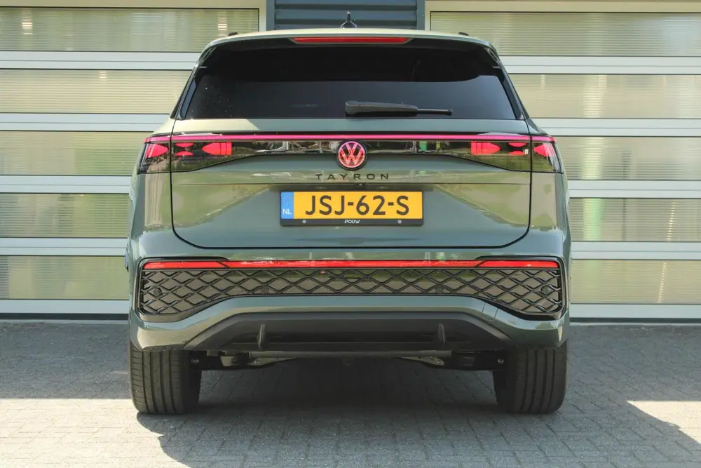 Volkswagen Tayron 1.5 eHybrid 204pk R-Line Edition | Panoram uit 2025, foto 9